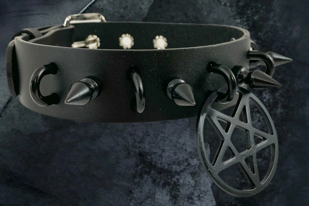 Funk Plus 1 1/4" LEATHER CHOKER WITH U RING AND 2" STAINLESS STEEL PENTAGRAM RING 8 Funk Plus 1 1/4" LEATHER CHOKER WITH U RING AND 2" STAINLESS STEEL PENTAGRAM RING