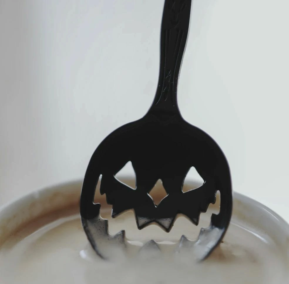 Lively Ghosts Gift Ideas Haunted Hallows Tea Spoon - Black 3 Lively Ghosts Gift Ideas Haunted Hallows Tea Spoon - Black