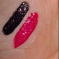 Bloody Blush Heart Of Glass - Venom Plumping Gloss 7 Bloody Blush Heart Of Glass - Venom Plumping Gloss