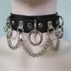 Ape Leather Leather Bondage Choker With Rings And Chains