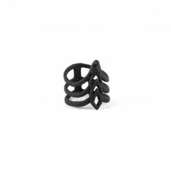 Rogue And Wolf Jewelry Sting Of Truth Ring In Black